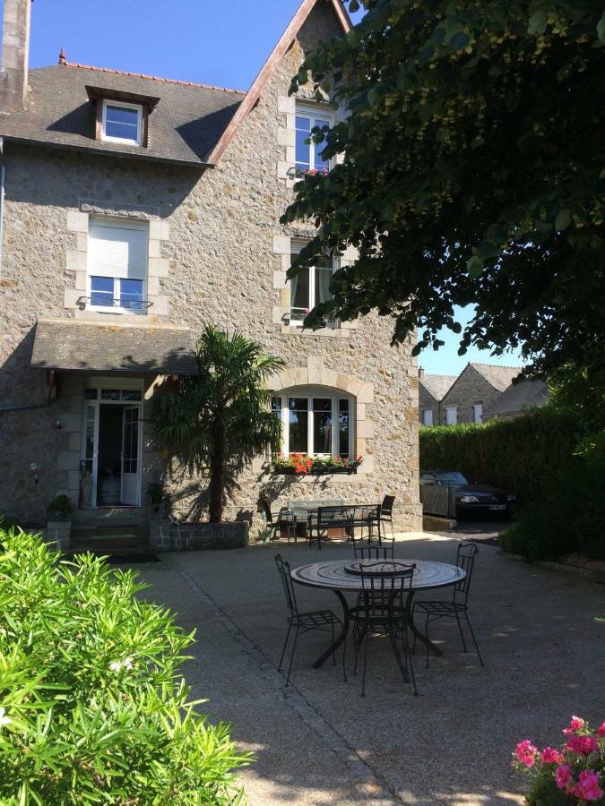 Le Clos Saint-Brice Les Portes du Coglais Exterior foto
