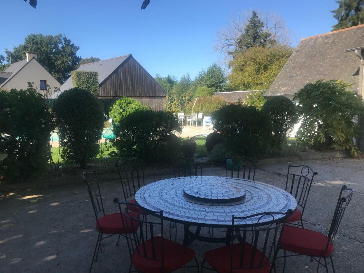 Le Clos Saint-Brice Les Portes du Coglais Exterior foto